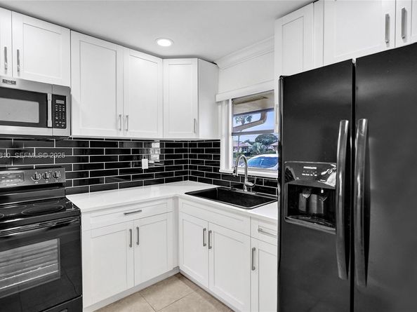 2915 Crosley Dr W J, West Palm Beach FL 33415