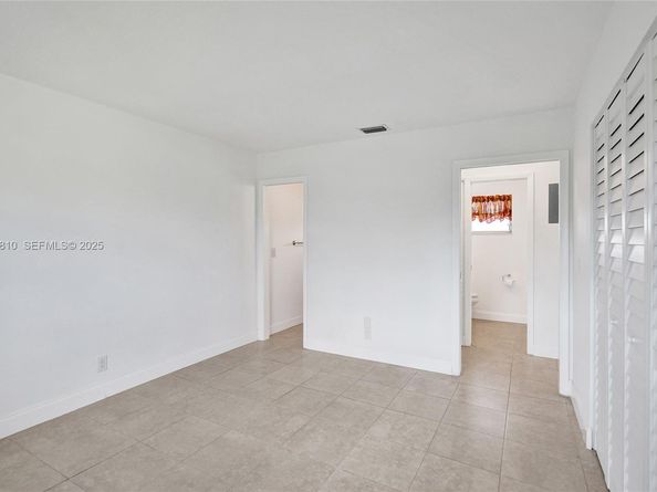 2915 Crosley Dr W J, West Palm Beach FL 33415