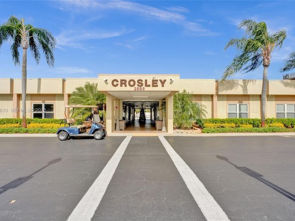2915 Crosley Dr W J, West Palm Beach FL 33415
