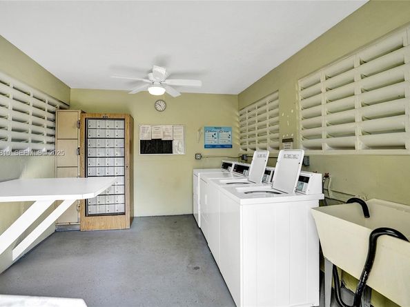 2915 Crosley Dr W J, West Palm Beach FL 33415