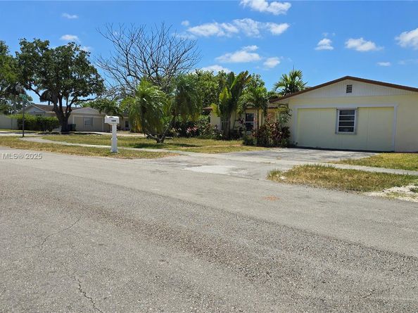 12900 SW 81st St, Kendall FL 33183