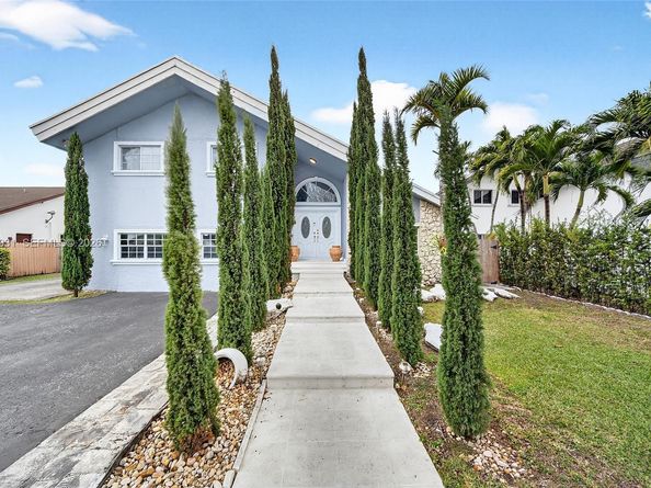 10720 SW 142nd Ave, Miami FL 33186