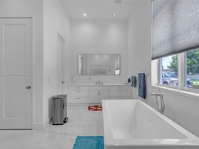 7635 SW 84th Ct, Miami FL 33143