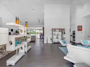 7635 SW 84th Ct, Miami FL 33143