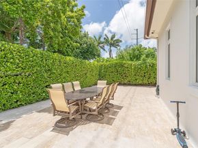 7635 SW 84th Ct, Miami FL 33143