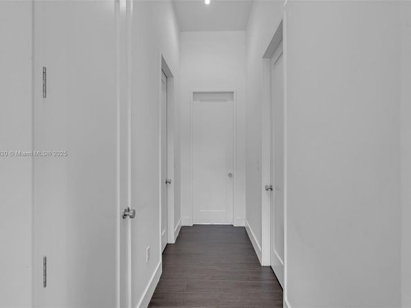 7635 SW 84th Ct, Miami FL 33143