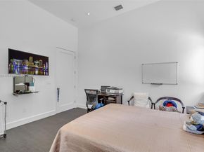 7635 SW 84th Ct, Miami FL 33143