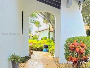 5551 Lakeview Mews Dr, Boynton Beach FL 33437