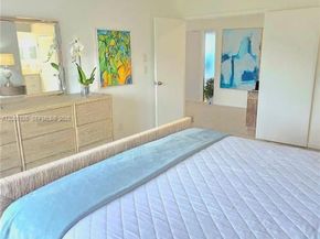 5551 Lakeview Mews Dr, Boynton Beach FL 33437