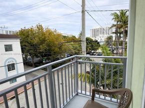 363 Washington Ave 35, Miami Beach FL 33139