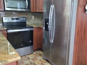 853 SW 3rd St, Florida City FL 33034