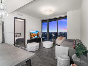 1000 Brickell Plz PH5706, Miami FL 33131