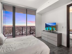 1000 Brickell Plz PH5706, Miami FL 33131