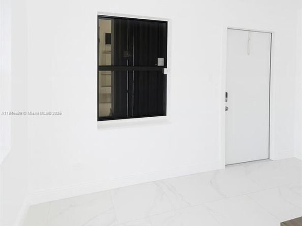 2231 NW 9th Ct, Fort Lauderdale FL 33311