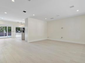 1930 Alamanda Dr, North Miami FL 33181