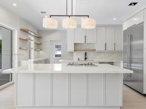 1930 Alamanda Dr, North Miami FL 33181
