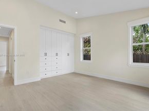 1930 Alamanda Dr, North Miami FL 33181