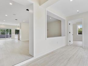 1930 Alamanda Dr, North Miami FL 33181