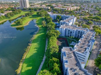 9460 Fontainebleau Blvd