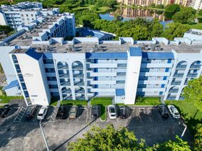 9460 Fontainebleau Blvd 130, Miami FL 33172