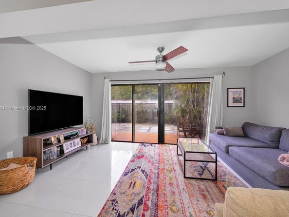 8596 SW 115th Pl, Miami FL 33173