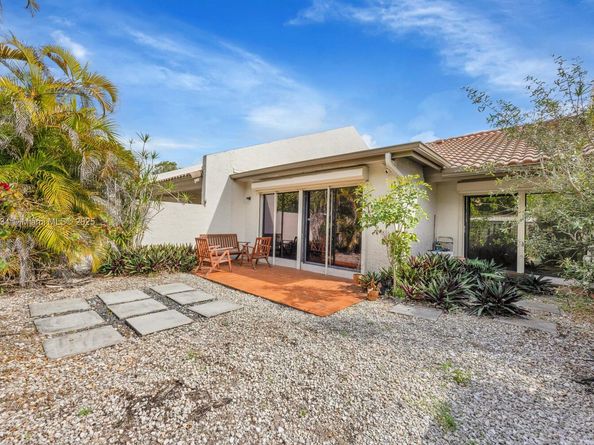 8596 SW 115th Pl, Miami FL 33173