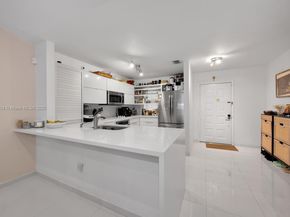 8596 SW 115th Pl, Miami FL 33173