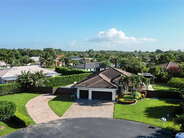 2133 NW 14th Pl, Homestead FL 33030