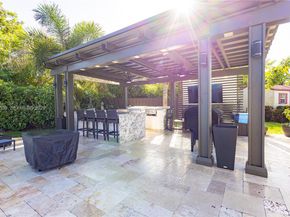 2133 NW 14th Pl, Homestead FL 33030