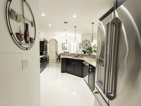 2133 NW 14th Pl, Homestead FL 33030