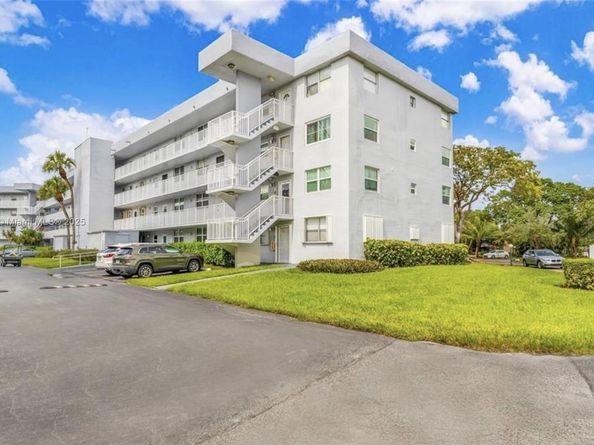 103 Royal Park Dr 1G, Oakland Park FL 33309
