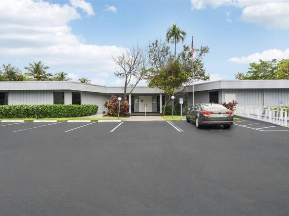 103 Royal Park Dr 1G, Oakland Park FL 33309