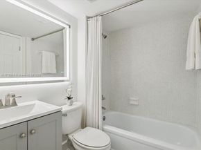 103 Royal Park Dr 1G, Oakland Park FL 33309