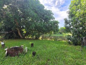 4105 Clearview Ter, West Palm Beach FL 33417