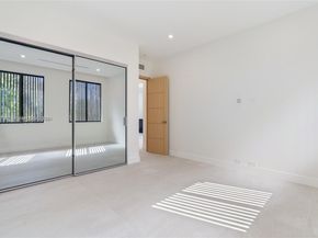 Undisclosed Address #A12028733, Fort Lauderdale FL 33316