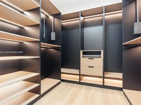 Undisclosed Address #A12028733, Fort Lauderdale FL 33316