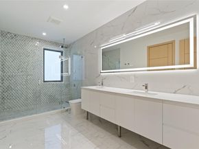 Undisclosed Address #A12028733, Fort Lauderdale FL 33316