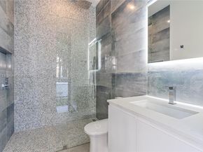 Undisclosed Address #A12028733, Fort Lauderdale FL 33316