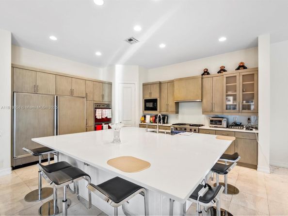 19501 NE 14 Ct, North Miami Beach FL 33169