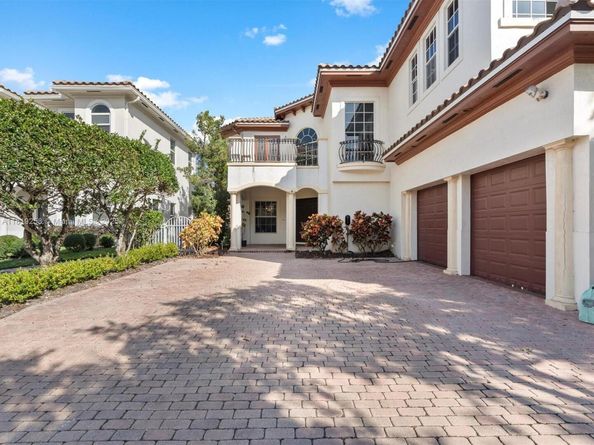 19501 NE 14 Ct, North Miami Beach FL 33169