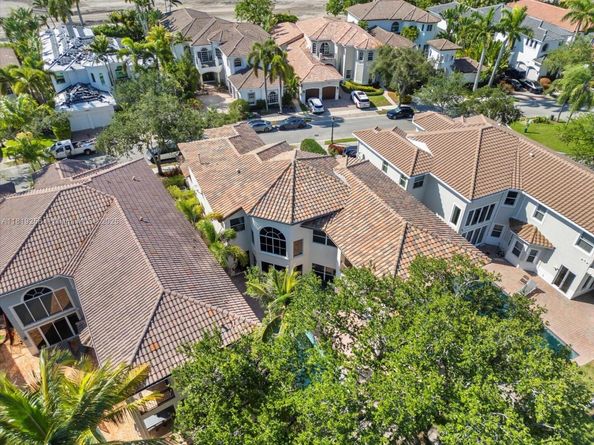 19501 NE 14 Ct, North Miami Beach FL 33169