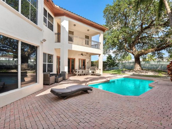 19501 NE 14 Ct, North Miami Beach FL 33169