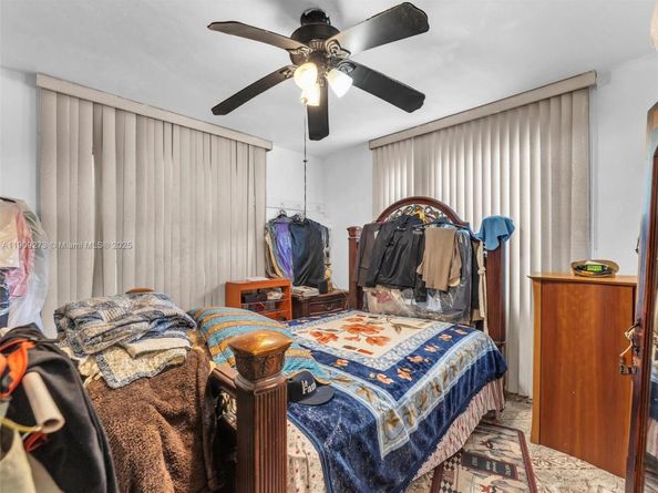 560 NE 77th St, Miami FL 33138