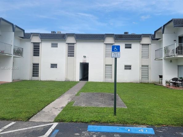 7232 SW 94th Pl E7, Miami FL 33173