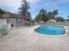 7232 SW 94th Pl E7, Miami FL 33173