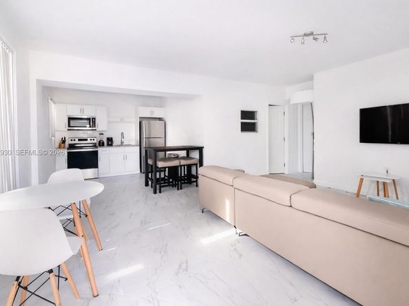 903 80th St, Miami Beach FL 33141