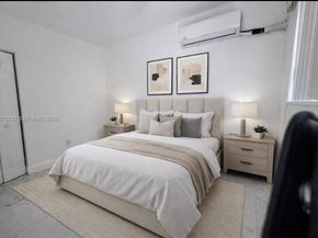 903 80th St, Miami Beach FL 33141