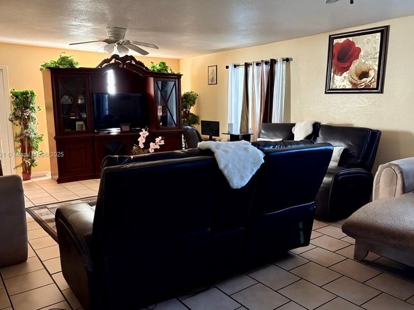 4801 NW 19th St, Lauderhill FL 33313