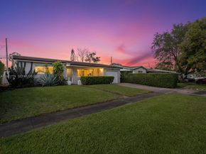 2014 N 31st Ct, Hollywood FL 33021