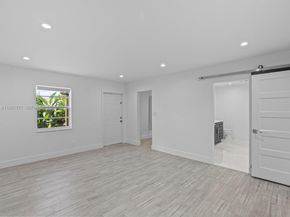 2014 N 31st Ct, Hollywood FL 33021